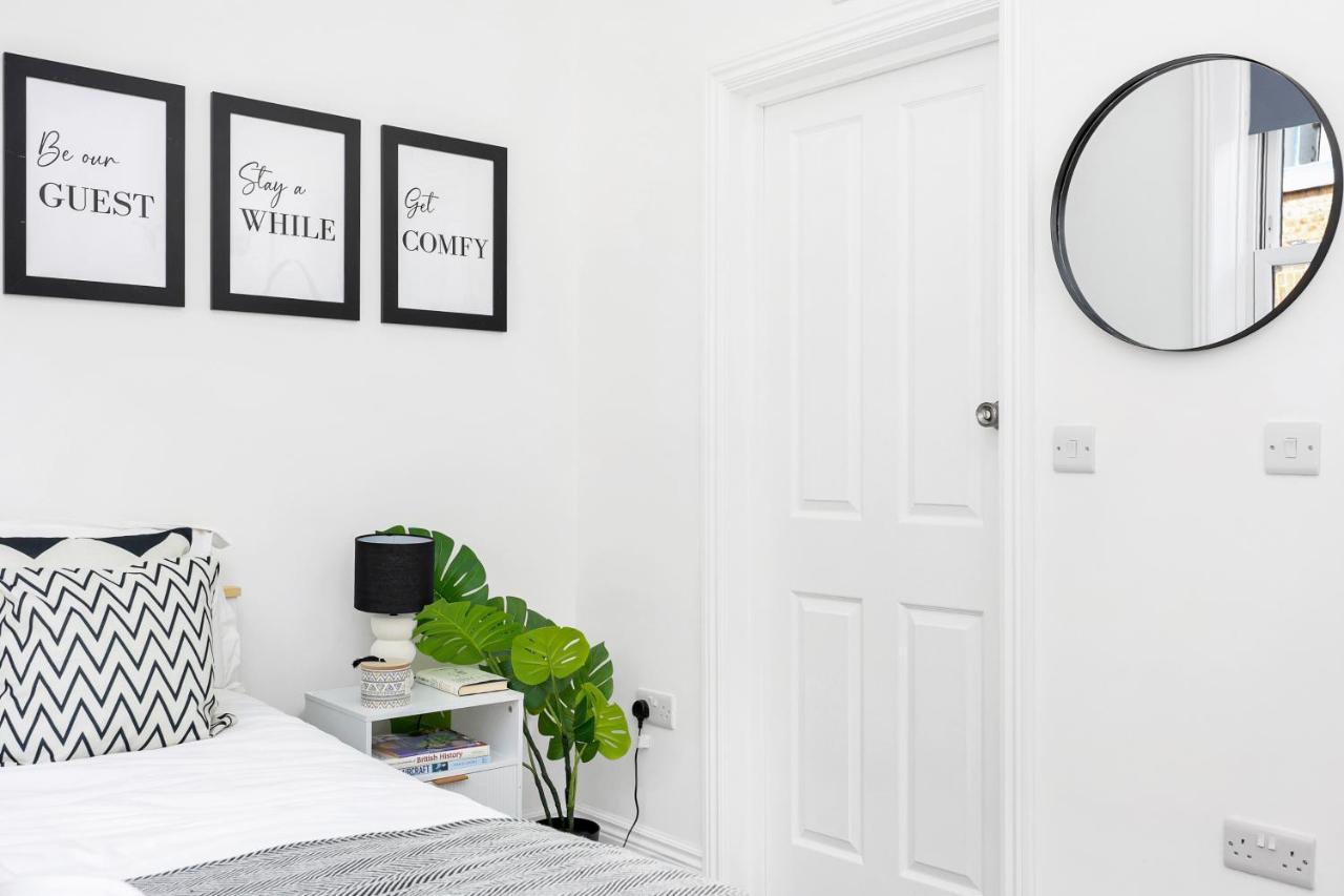 Appartamento High Spec Two-bedroom Short Term & Flexible Renting Shoreditch With Free Wifi Londra