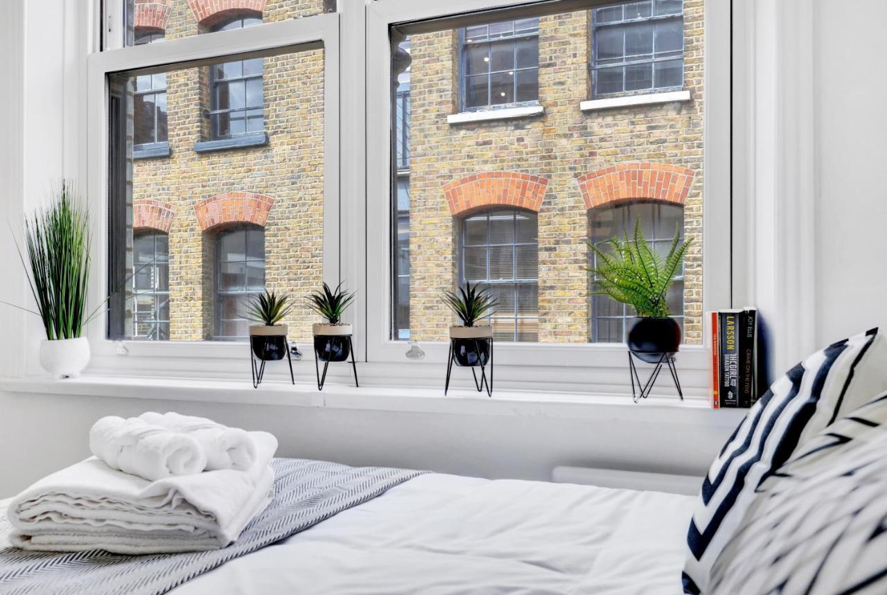 Appartamento High Spec Two-bedroom Short Term & Flexible Renting Shoreditch With Free Wifi *