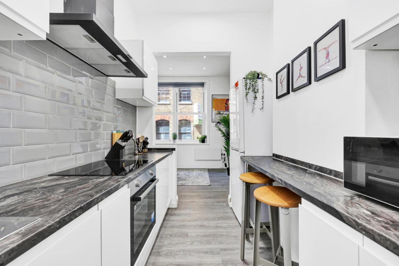 Appartamento High Spec Two-bedroom Short Term & Flexible Renting Shoreditch With Free Wifi *